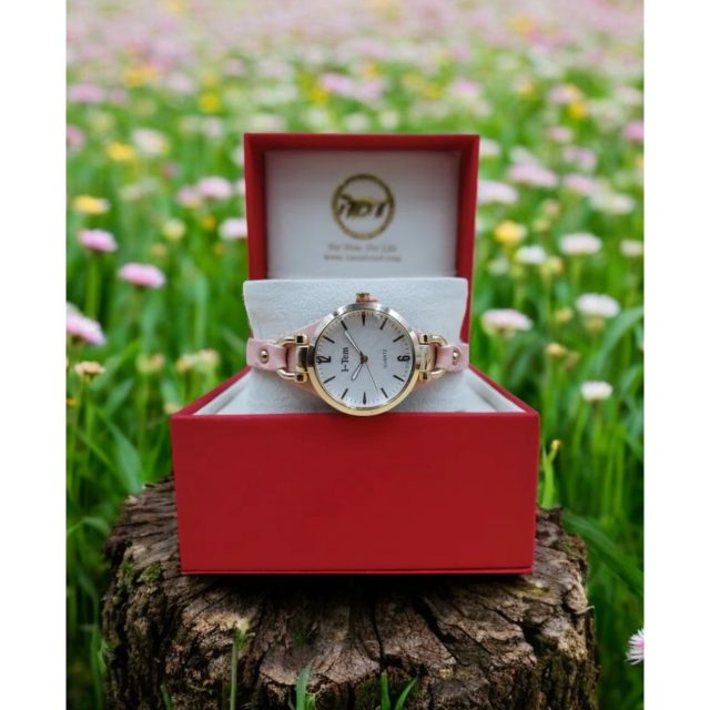 Where there is STILLNESS, TIME is there!!!… it’s a New Week!
#item #innovationbytemi #fashionstyle #ladiesfashion